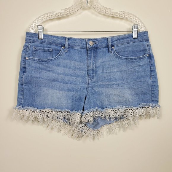 Jessica Simpson Pants - Jessica Simpson Nomad Jean Short with Lace Size 32